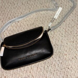 Marc Jacobs black purse with tags